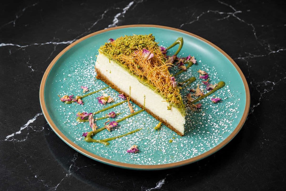 Cheese cake chocolate dubai knafeh