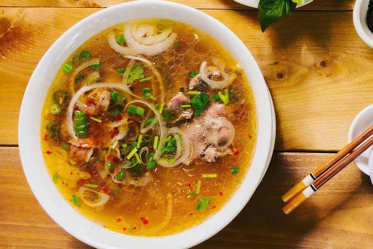 P46B Satay Seafood Noodle Soup