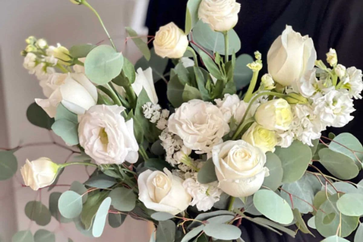 Sincerity Bouquet (Small)