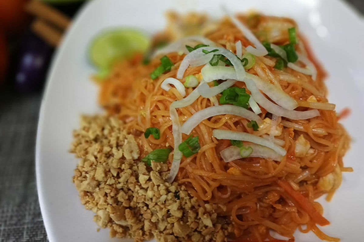 521. Pad Thai Tom Va Ga