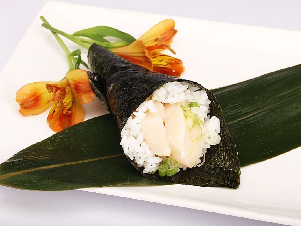 White Tuna Hand Roll