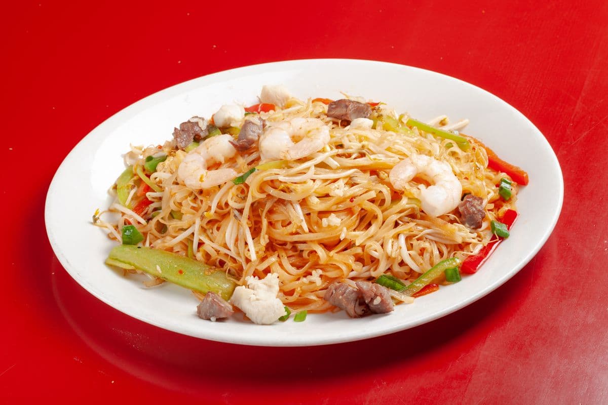 R14. Pad Thai