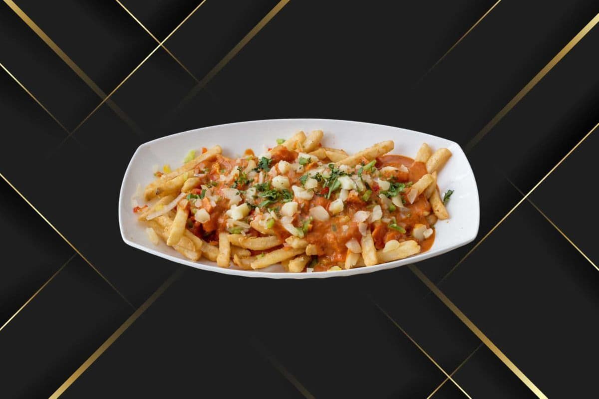 Butter Chicken Poutine