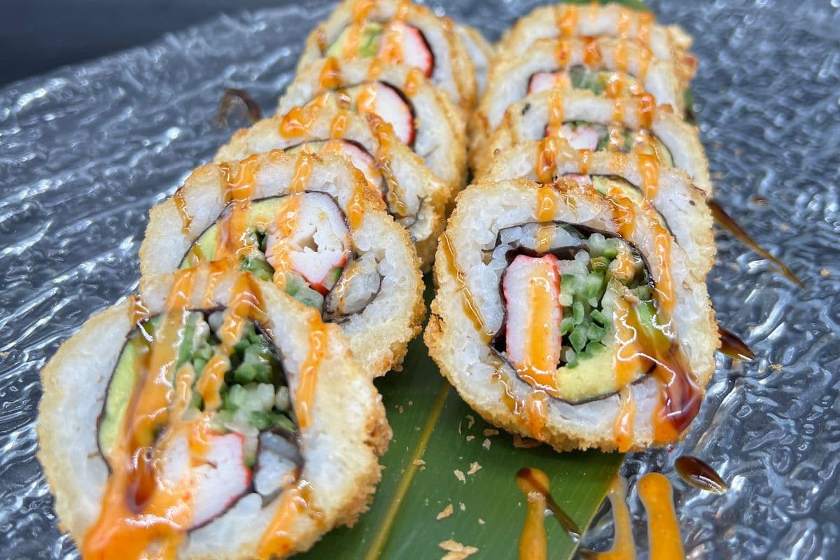 N10. Golden California roll (10pcs)