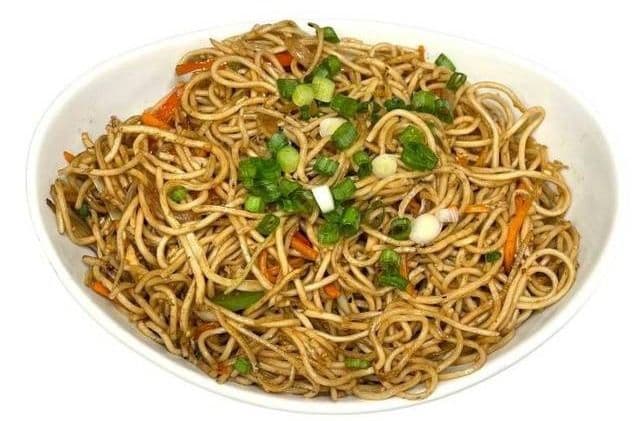 Veg hakka noodles