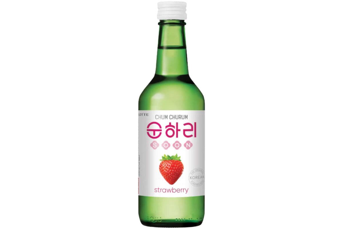 135622 - Chum Churum Strawberry Soju (1 x 360ml)
