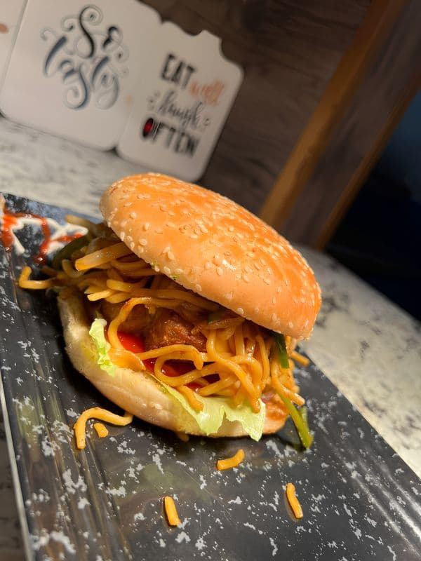 Noodle Aloo Tikki Burger