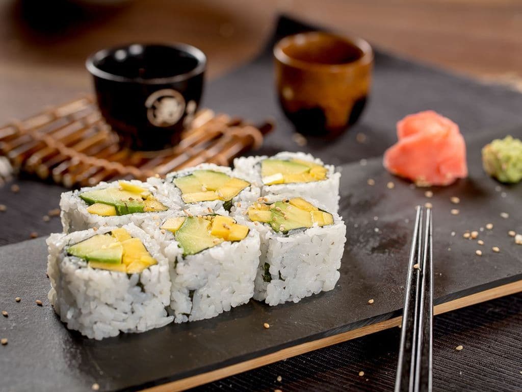 Mango Avocado Roll(8pcs)