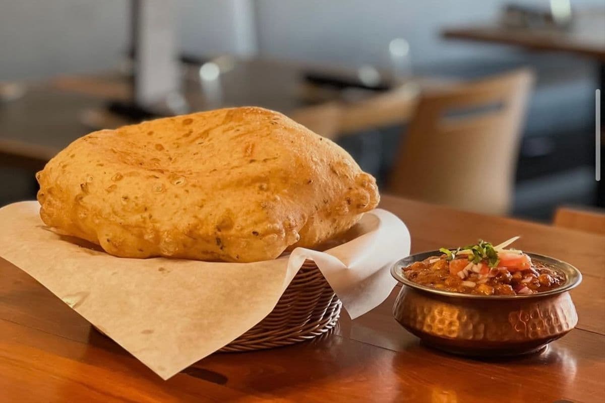 Chana Bhatura