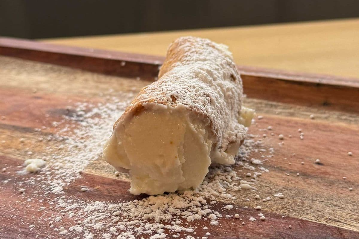 Italian Cannoli