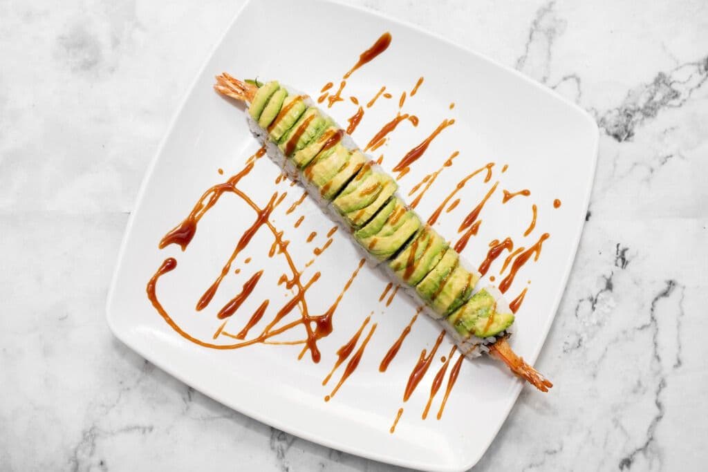 Green Dragon Roll (8 pcs)