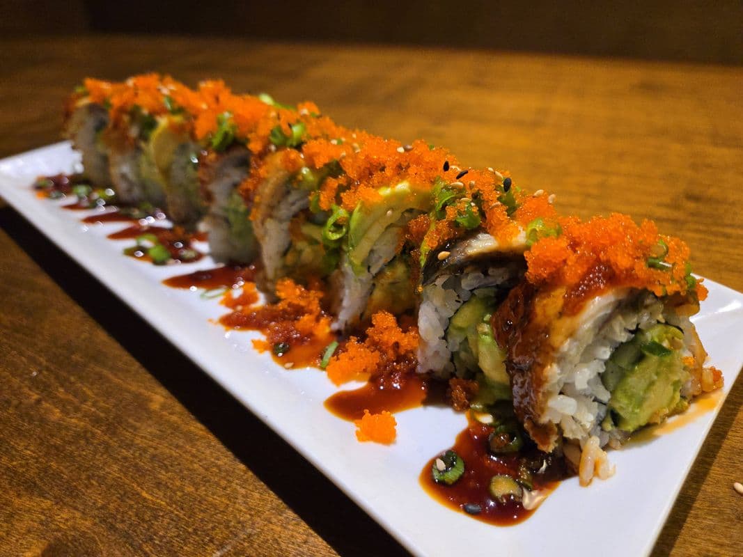 Double Dragon Roll (8pcs)