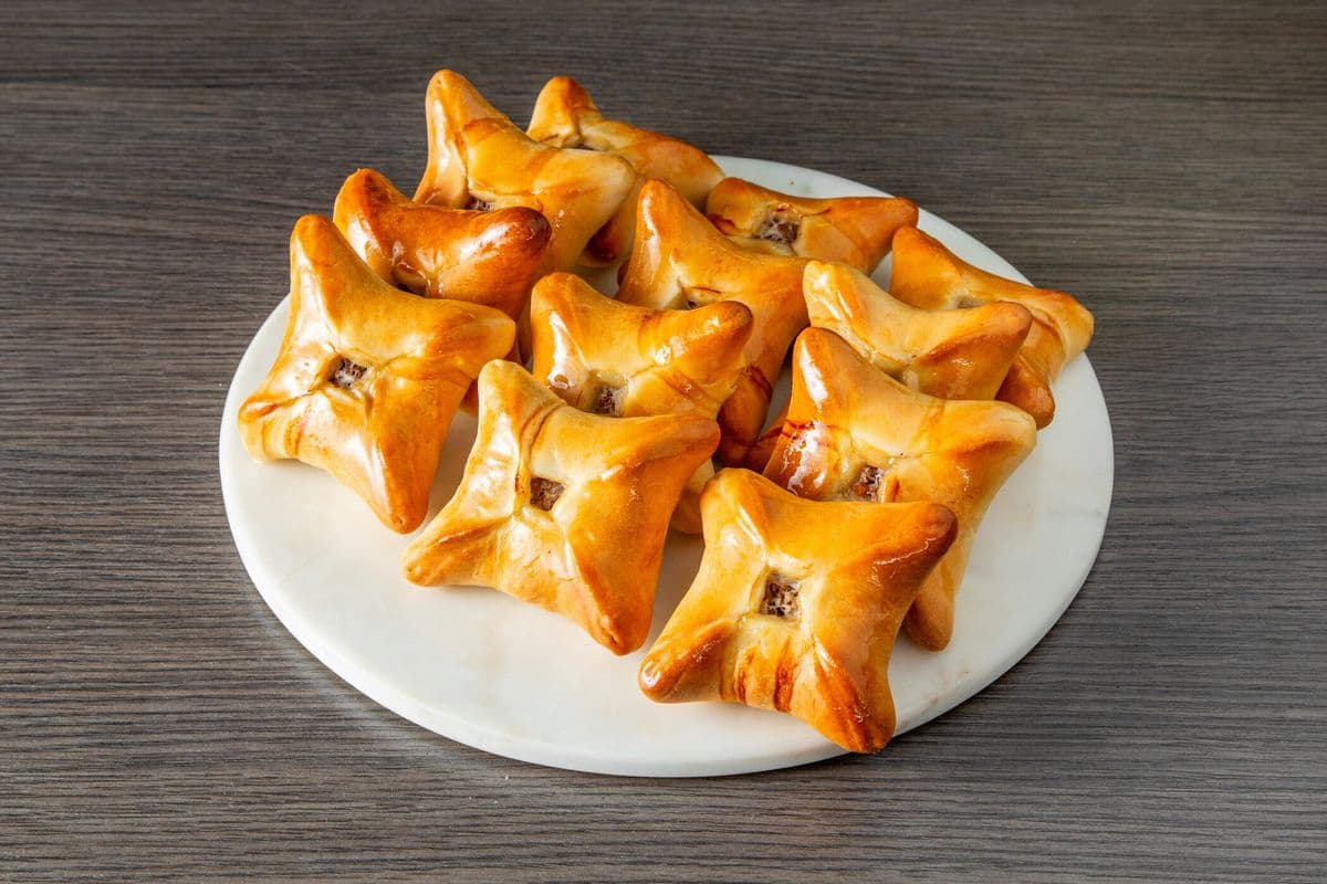 Meat Fatayer (12 pcs)