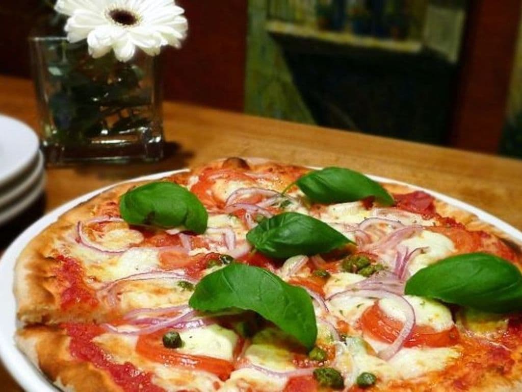 Caprese Pizza LG.