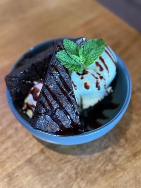 BROWNIE