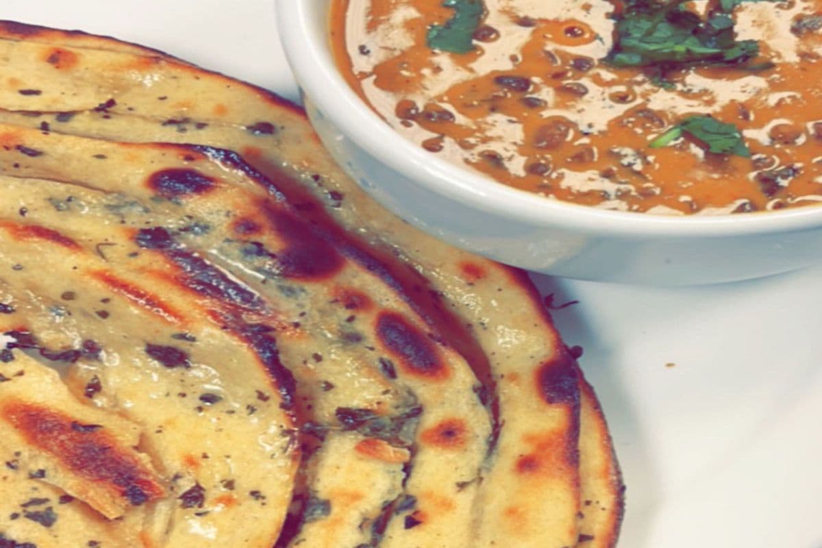 Dal Makhni with Laccha Parantha