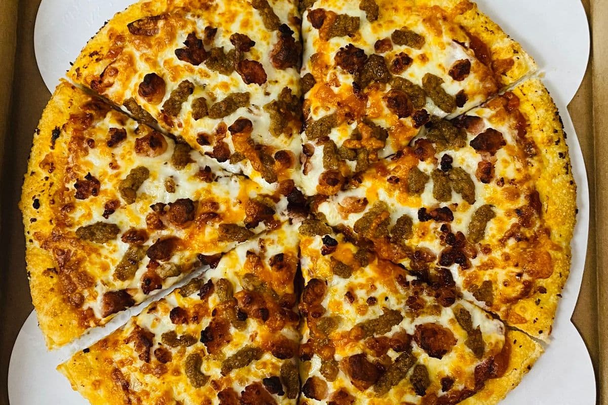 #32 - 8" Beef and Bacon Pizza
