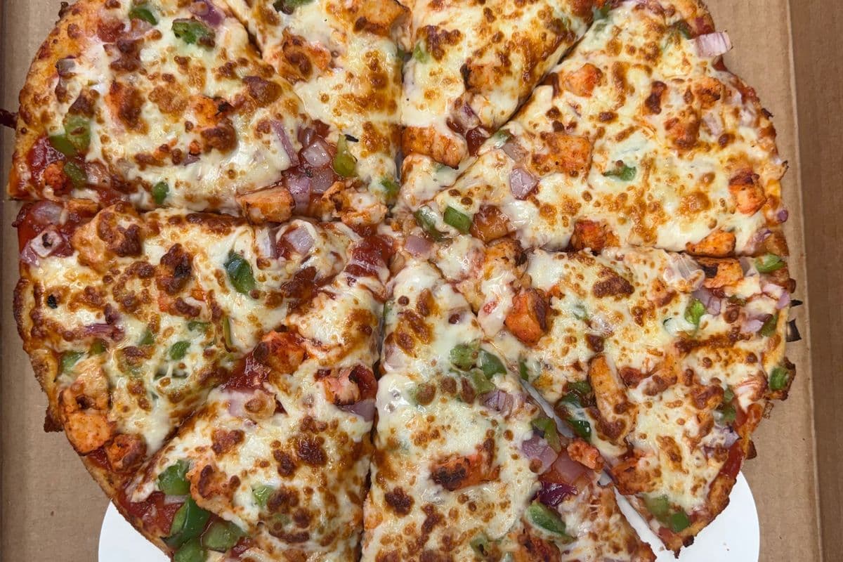Tandoori Chicken Pizza