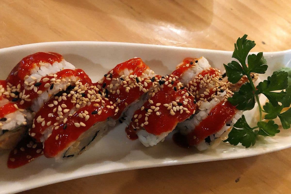 Spicy Tuna Roll (8 pcs)