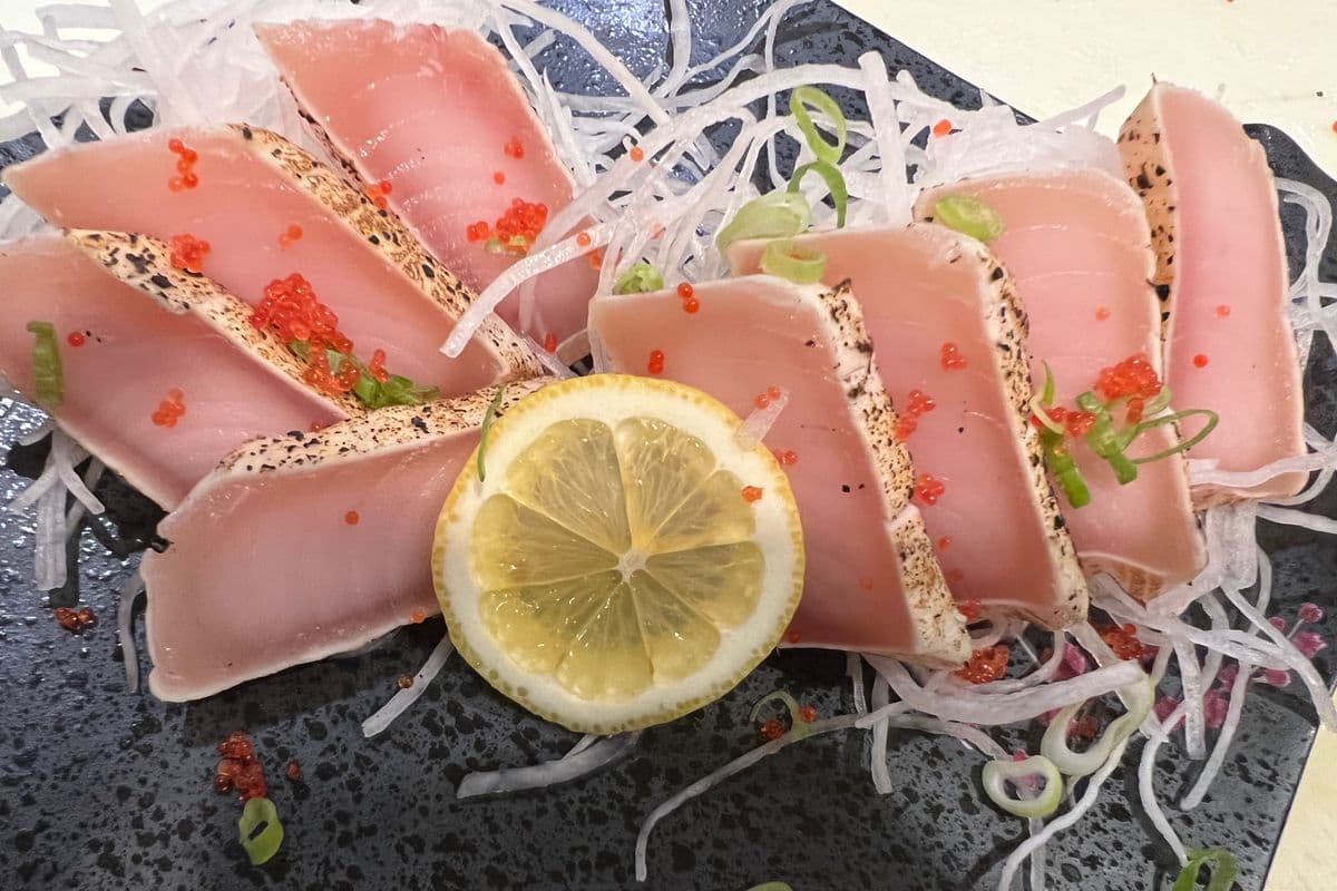 Tuna tataki sashimi 8pcs