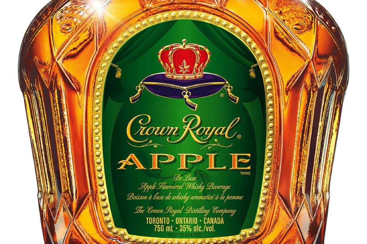Crown Royal Apple (1 x 750 ml)