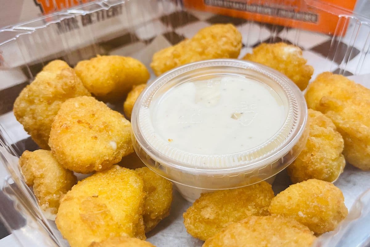 Deep Fried Cheese Curds (6 OZ)