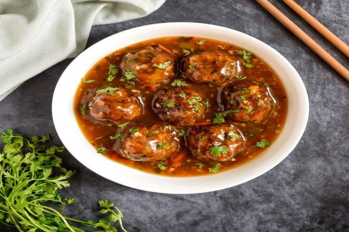 Vegetable Manchurian (22oz)