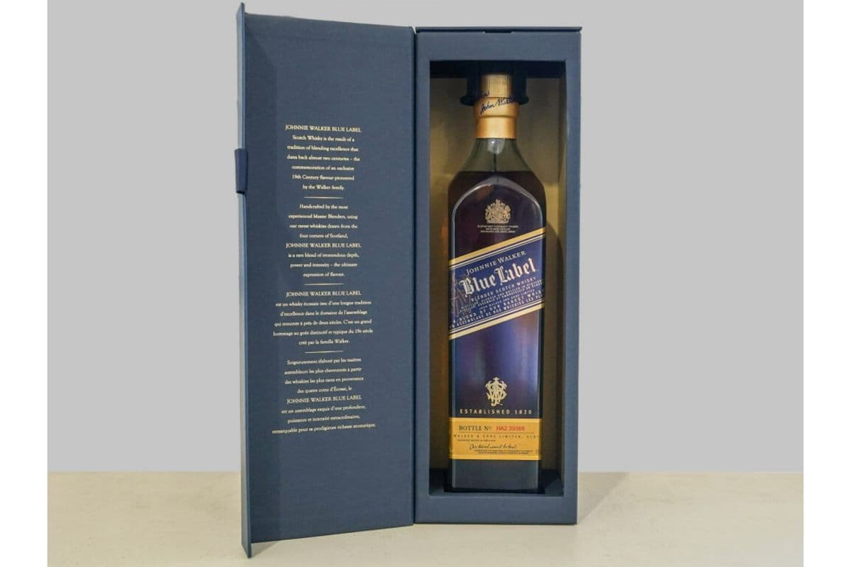 Johnnie Walker Blue Label John Walker and Sons LTD (1 x 750 ml)