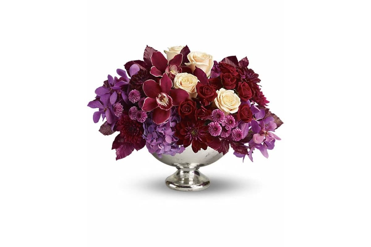 Teleflora's Lush and Lovely