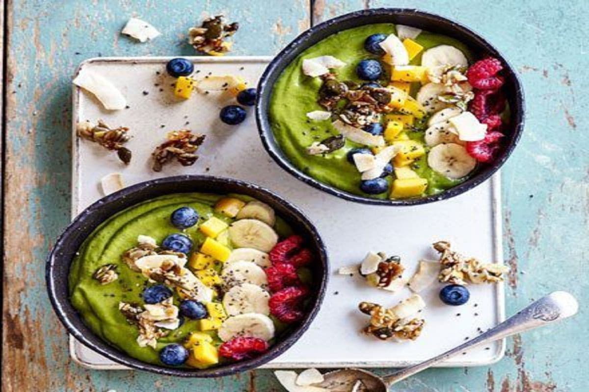 Super Green Smoothie Bowl