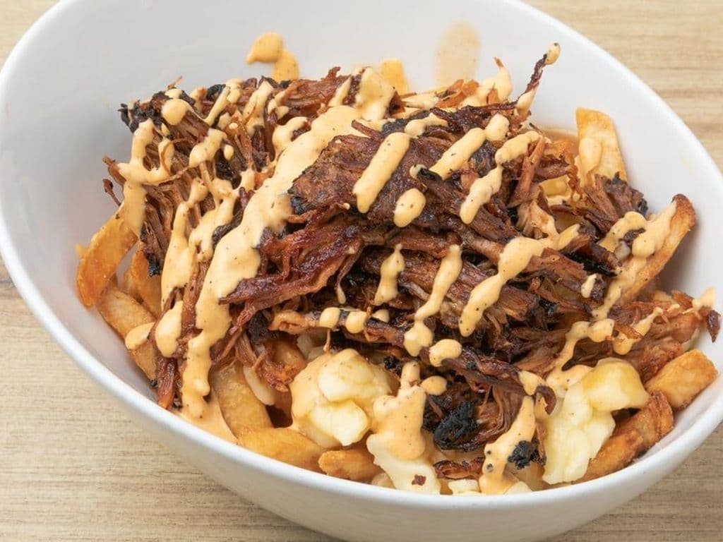 Poutine au porc effiloché / Pulled Pork Poutine
