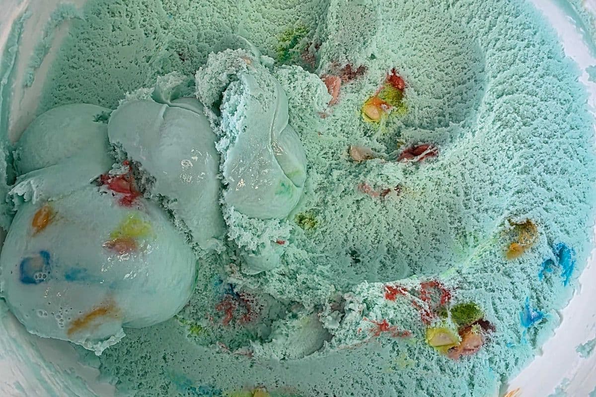 Ice Cream - DOUBLE BUBBLEGUM