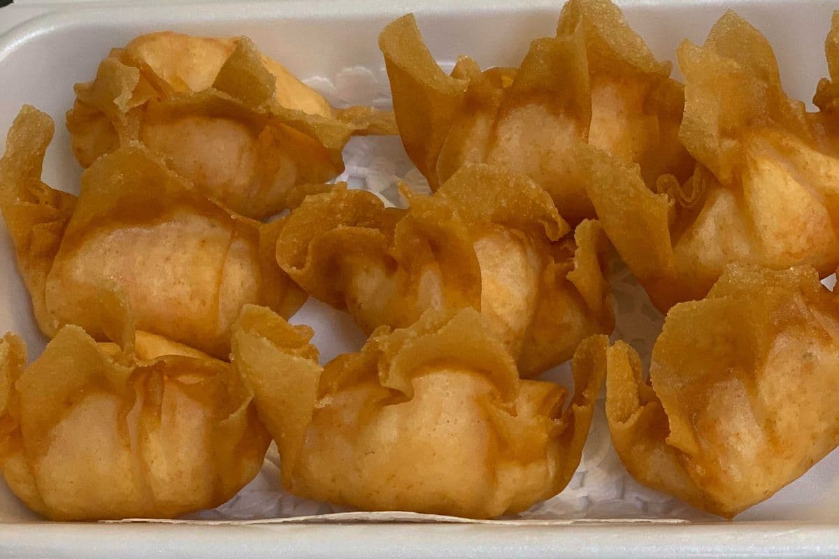 02. Deep-Fried Shrimp Wonton (8 pcs)