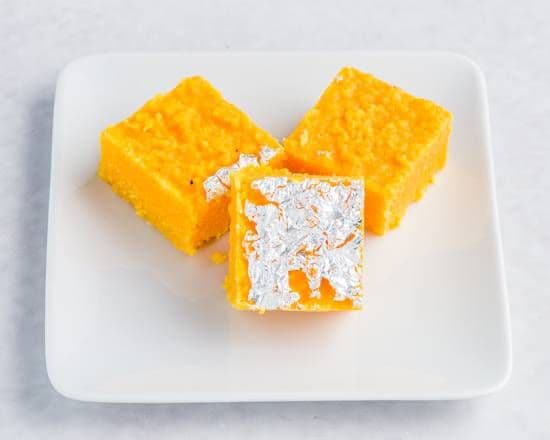 Coconut Burfi Yellow (1 lb)