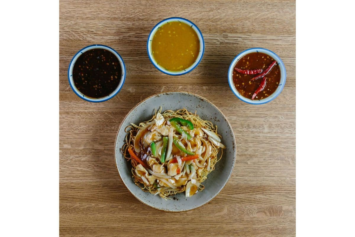 Chicken Lo Mein (Semi-Crispy)