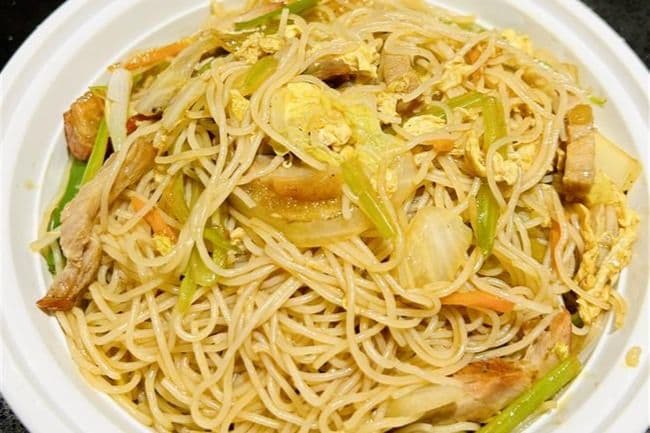 31. Roast Pork Rice Noodle