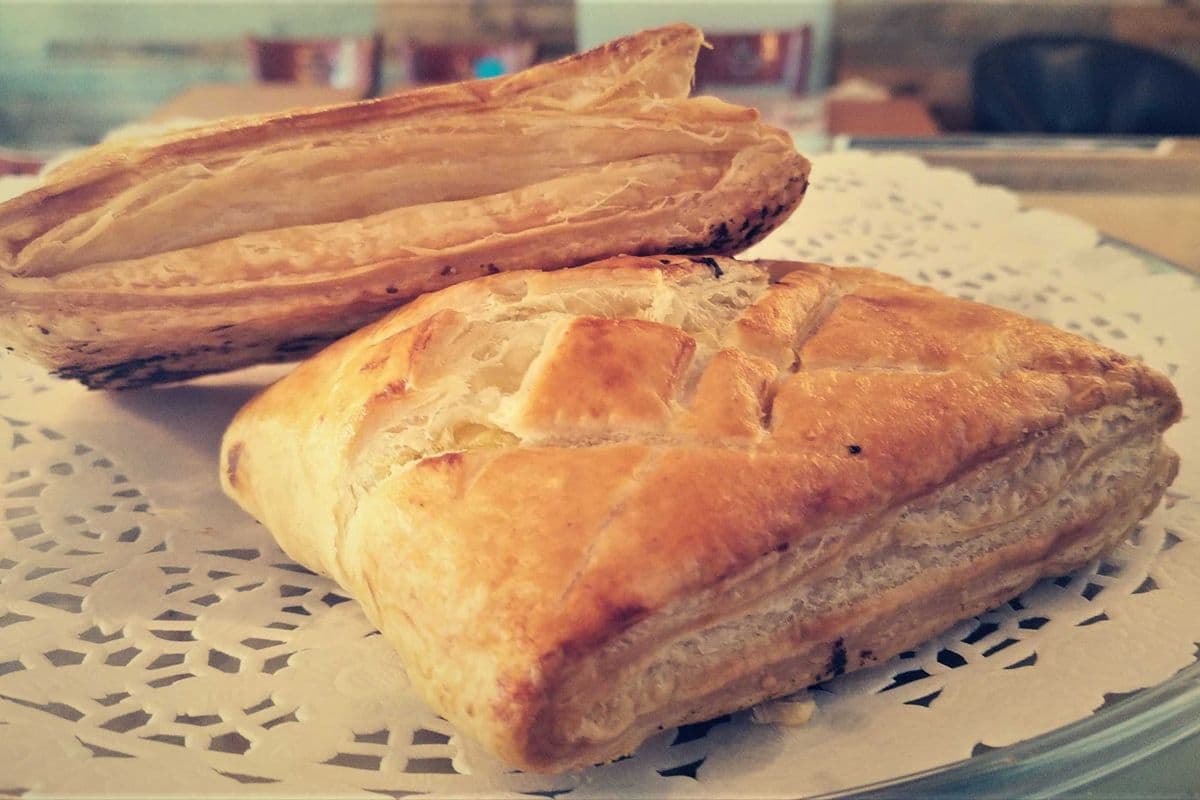 Feuilleté mauricien à la crème anglaise