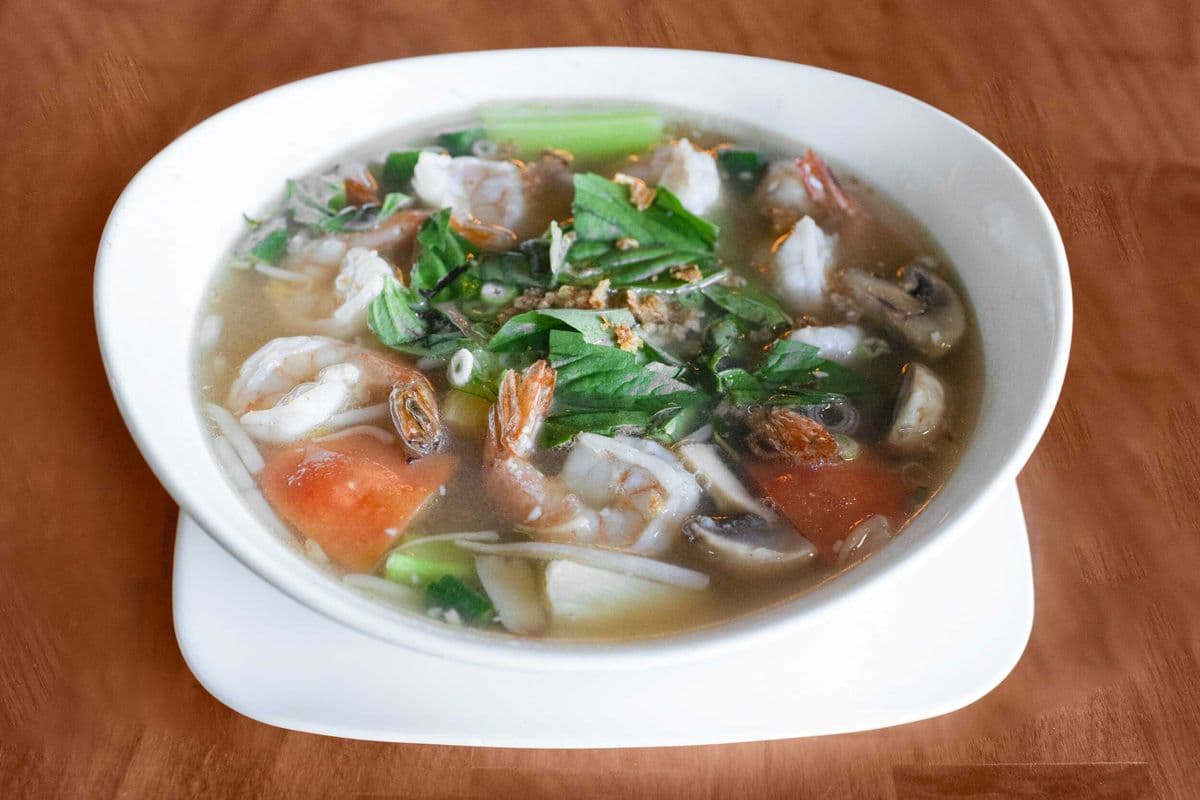 H. King Soup with Prawns (Canh Chua)