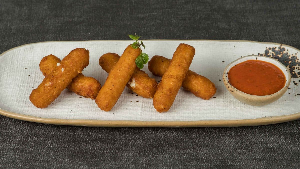 Mozzarella Sticks