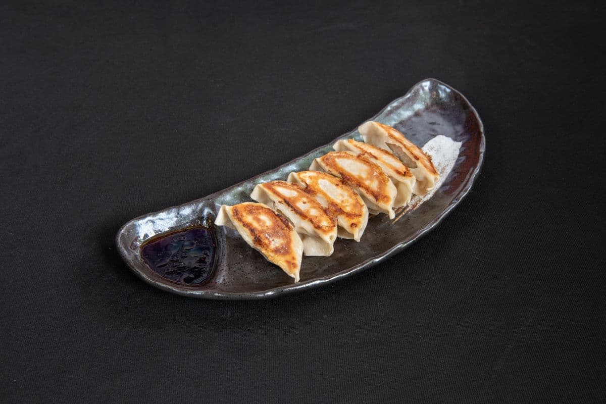 Gyoza (6 pcs)