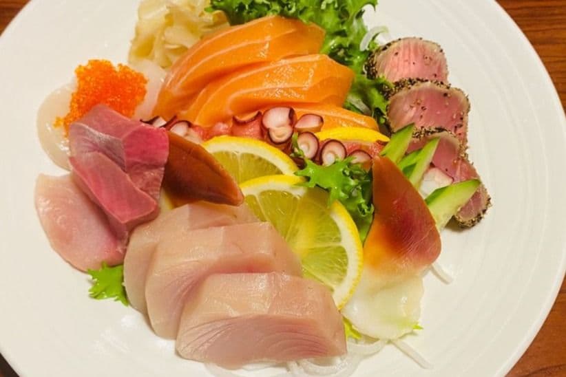 1008 Sashimi Gold Combo (15 pcs)