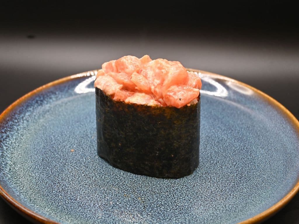 Jumbo Spicy Salmon