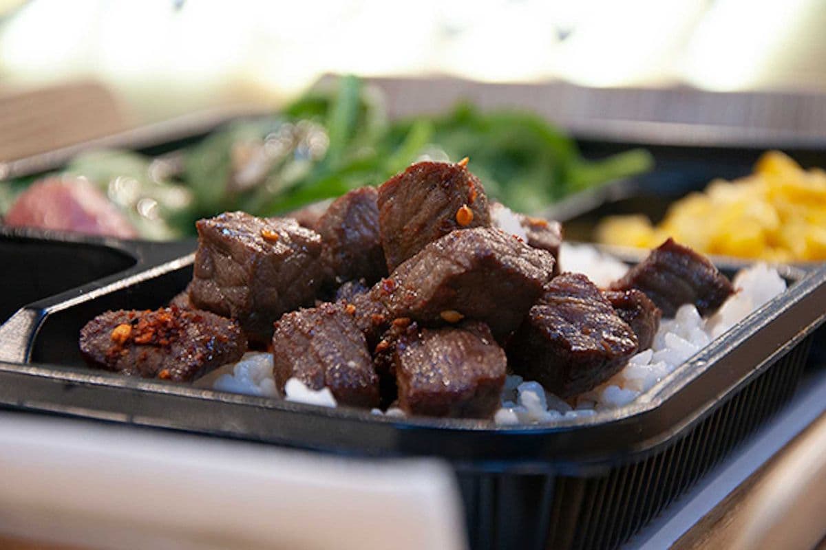 Mini Black Pepper Diced Steak Bento