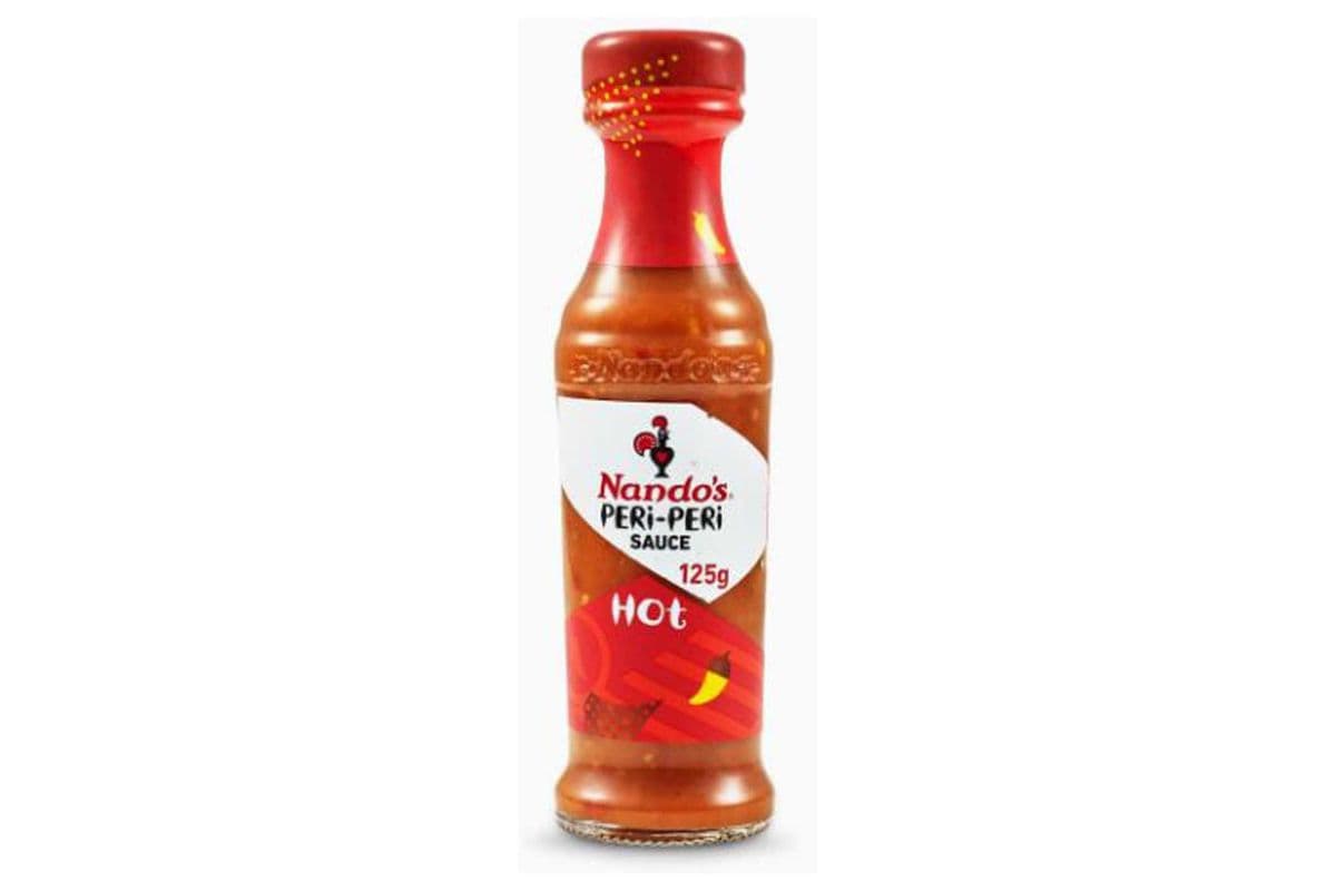 Nando's Hot Peri Peri Sauce (250 ml)