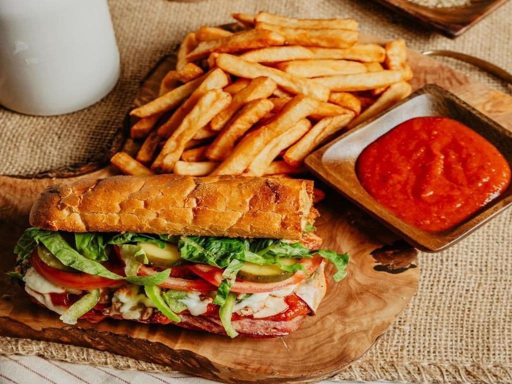 Petit Sous-marins Pizza / Small Pizza Sub
