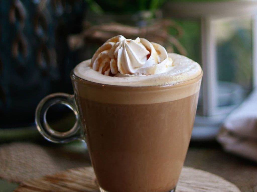 Latté au caramel