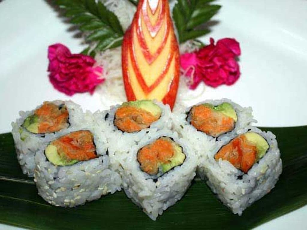 Sweet Potato & Avocado Roll (6pcs)