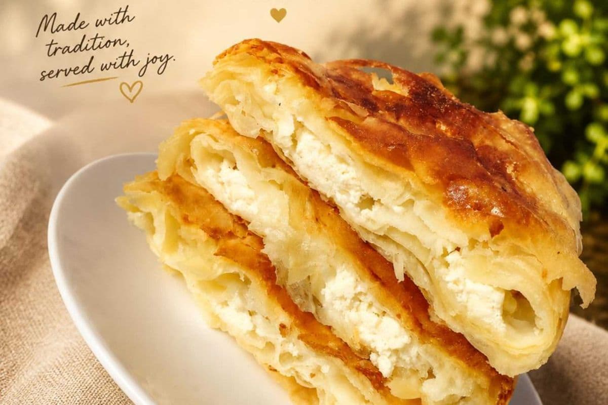 Burek Pastry – Cheese (¼ Round) (540 Cal)