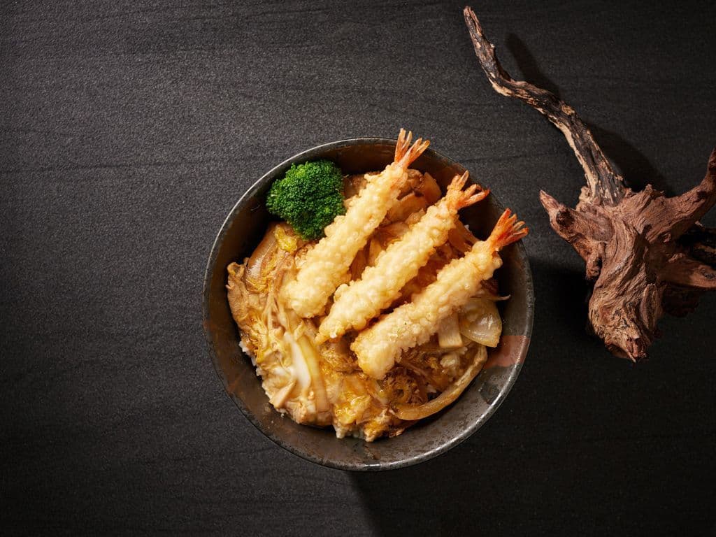 Simmered Egg & Tempura Prawns Don 海老天の卵とじ丼