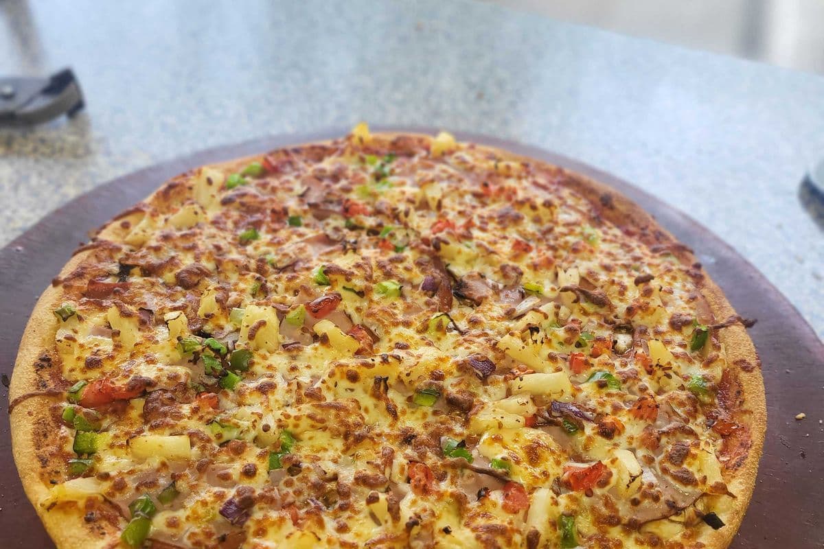 14" Large Green Lovers (Veggie) Pizza